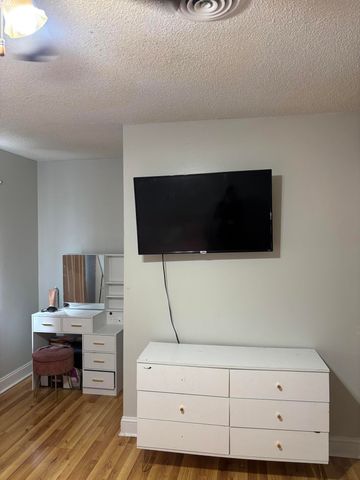 211 Congress Apt B, Charleston, SC 29403