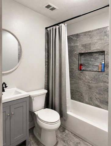 211 Congress Apt B, Charleston, SC 29403
