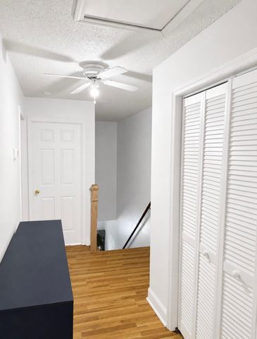 211 Congress Apt B, Charleston, SC 29403