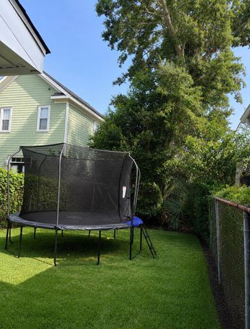 211 Congress Apt B, Charleston, SC 29403