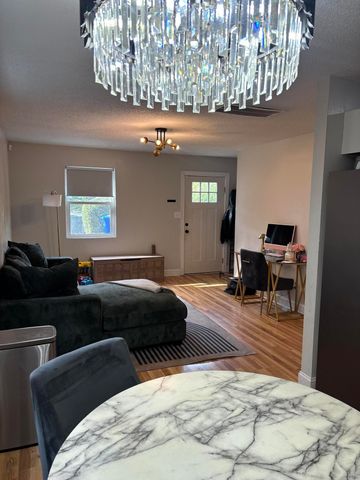211 Congress Apt B, Charleston, SC 29403