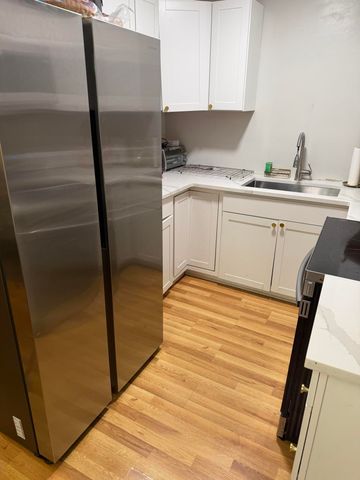 211 Congress Apt B, Charleston, SC 29403
