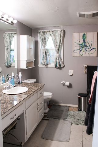 110 N Cherry Lane, Granbury, TX 76048
