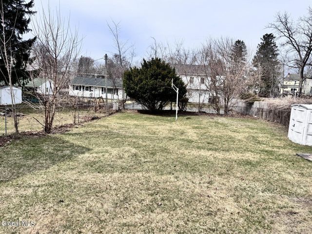 41 Ford Avenue, Troy, NY 12180