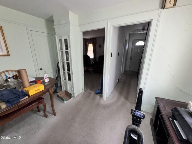 41 Ford Avenue, Troy, NY 12180