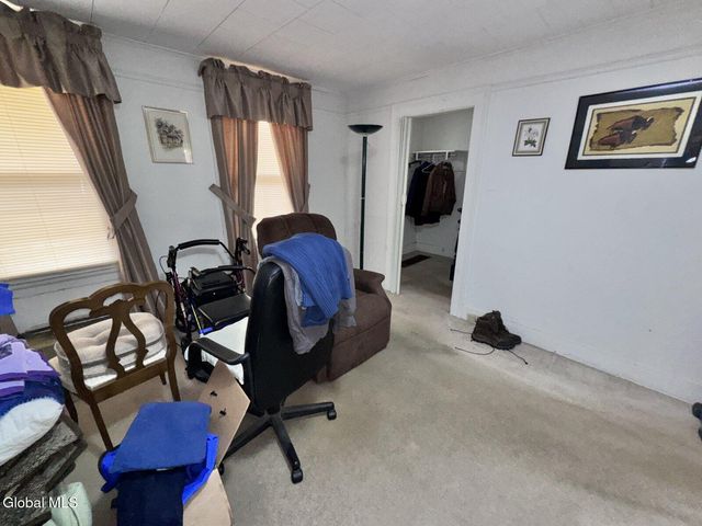 41 Ford Avenue, Troy, NY 12180