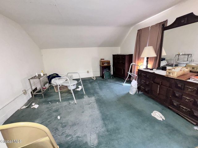 41 Ford Avenue, Troy, NY 12180