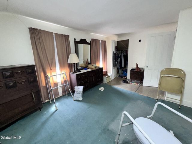 41 Ford Avenue, Troy, NY 12180