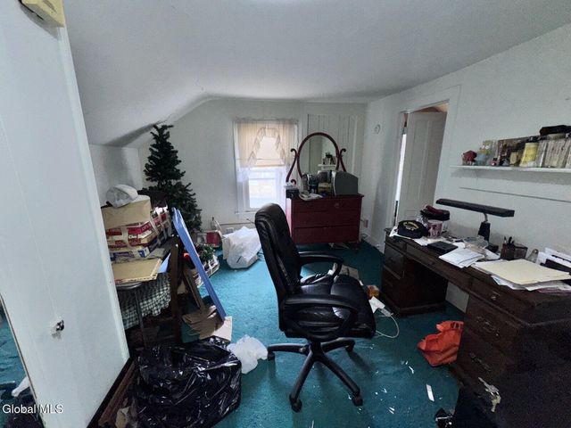 41 Ford Avenue, Troy, NY 12180