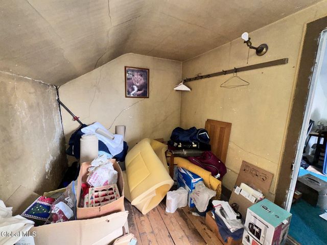 41 Ford Avenue, Troy, NY 12180