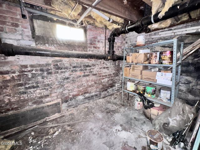 41 Ford Avenue, Troy, NY 12180