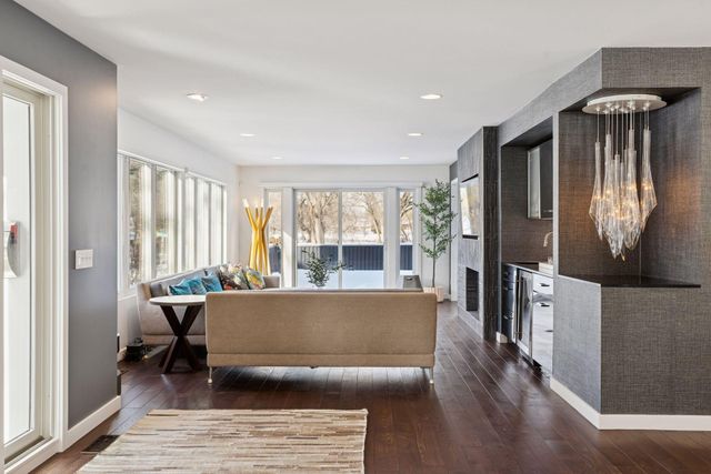 2701 Glenhurst Avenue, Saint Louis Park, MN 55416