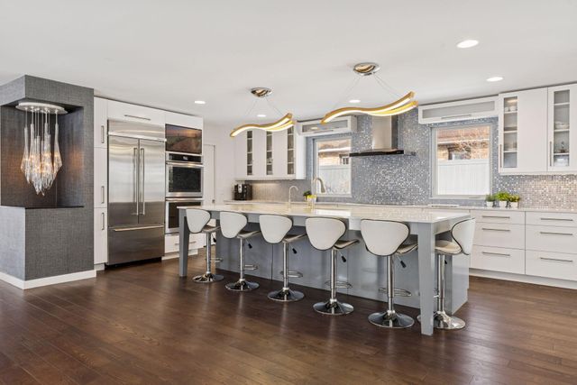 2701 Glenhurst Avenue, Saint Louis Park, MN 55416