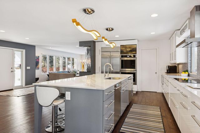 2701 Glenhurst Avenue, Saint Louis Park, MN 55416