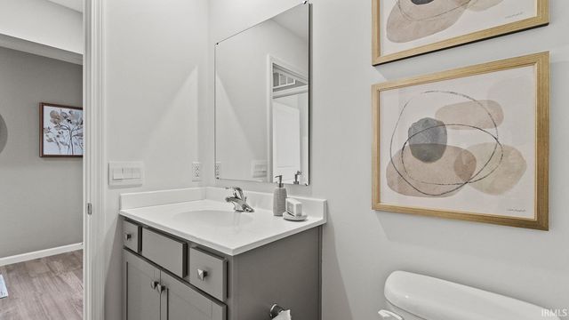 5120 Beechmont Lane, New Haven, IN 46774