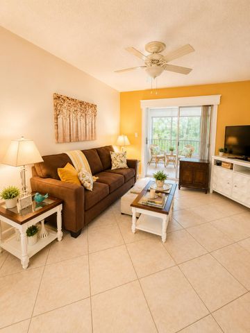 5680 SW 3rd Place 106, Margate, FL 33068