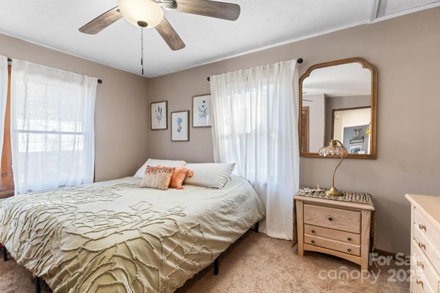 14 Sluder Branch Road, Candler, NC 28715