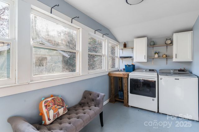 14 Sluder Branch Road, Candler, NC 28715