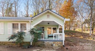 14 Sluder Branch Road, Candler, NC 28715