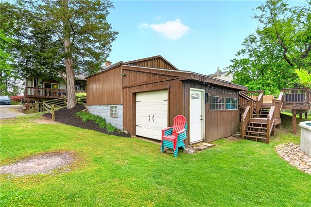 149 Kentzel Rd, Ross Twp, PA 15237