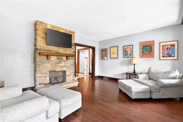 149 Kentzel Rd, Ross Twp, PA 15237