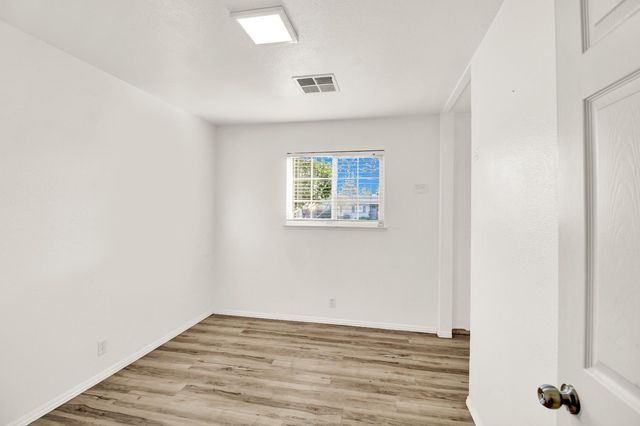 1837 Celeste Dr, Modesto, CA 95355