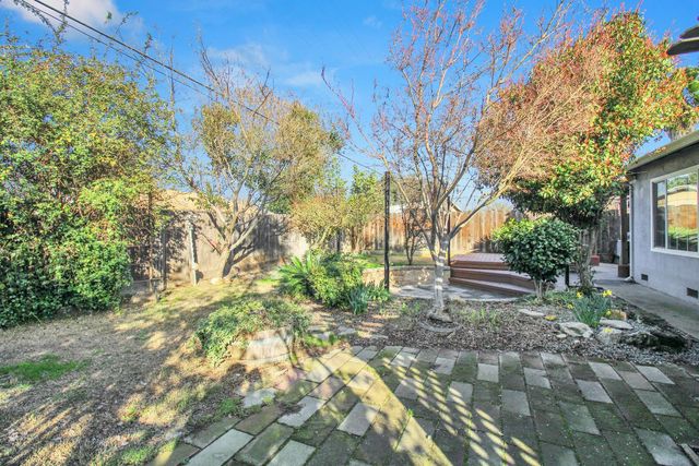 1837 Celeste Dr, Modesto, CA 95355