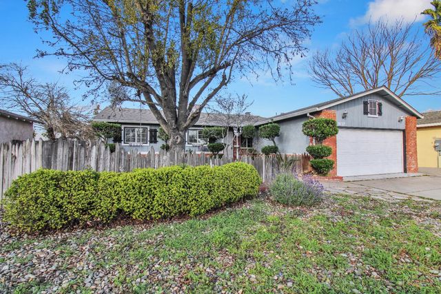 1837 Celeste Dr, Modesto, CA 95355