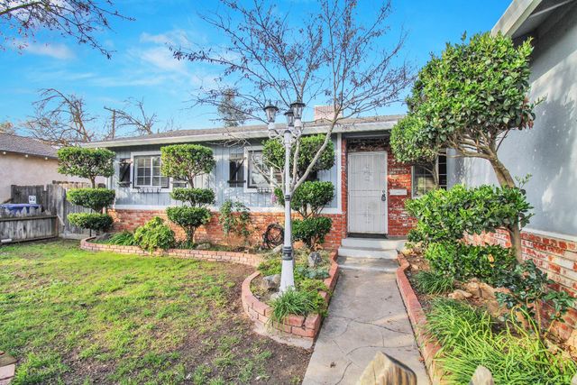 1837 Celeste Dr, Modesto, CA 95355