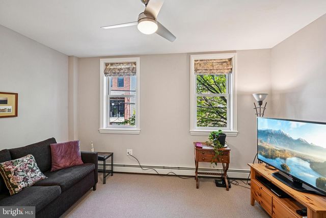 736 CARPENTER ST, Philadelphia, PA 19147