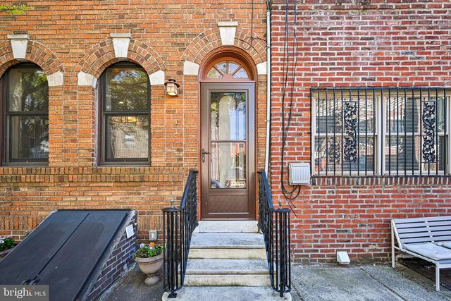 736 CARPENTER ST, Philadelphia, PA 19147