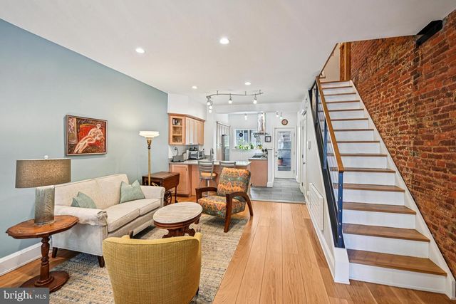 736 CARPENTER ST, Philadelphia, PA 19147