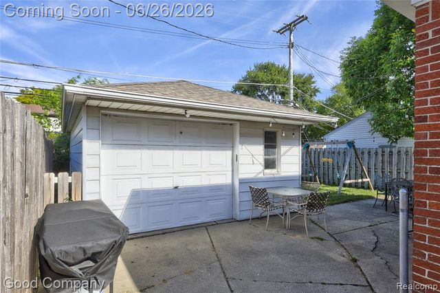 22626 Harmon Street, Saint Clair Shores, MI 48080