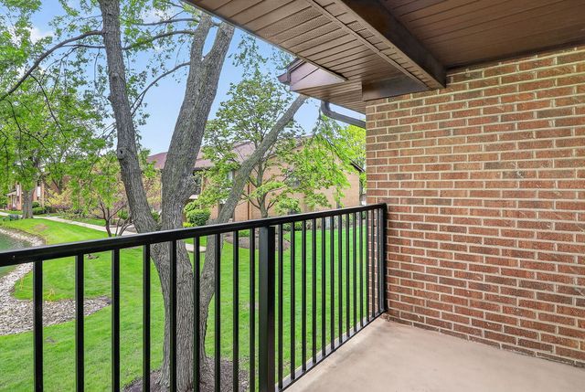 8212 Anchor Drive 508, Woodridge, IL 60517