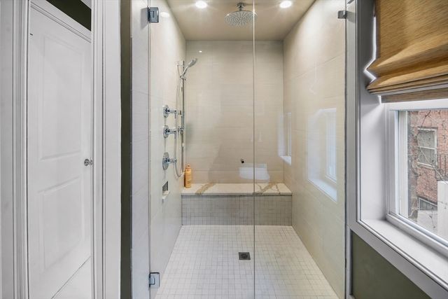 53 Mount Vernon St 2, Boston, MA 02108