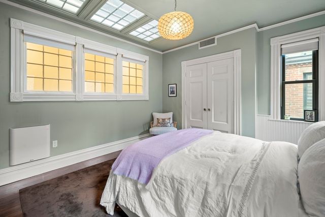 53 Mount Vernon St 2, Boston, MA 02108