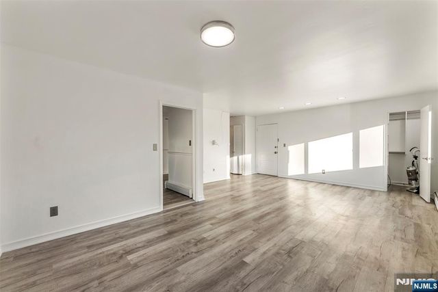 1 Dunn, West Orange, NJ 07052