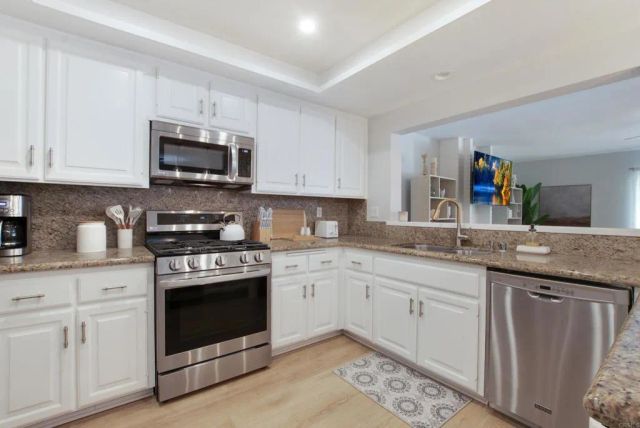 5 Montego, Coronado, CA 92118