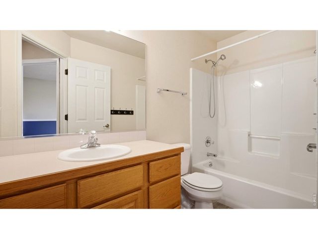 1317 52nd Ave Ct, Greeley, CO 80634