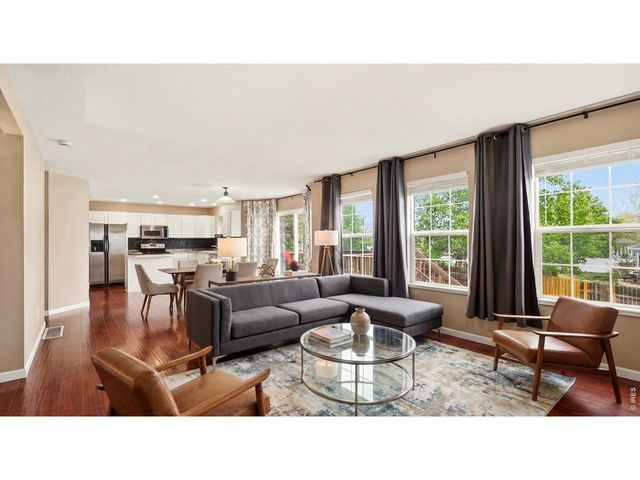 1317 52nd Ave Ct, Greeley, CO 80634