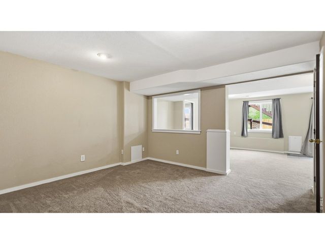 1317 52nd Ave Ct, Greeley, CO 80634