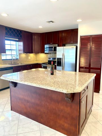 733 High Point Boulevard D2, Fort Pierce, FL 34982