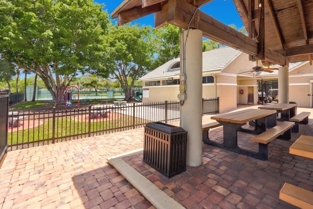 10321 Windswept Place, Boca Raton, FL 33498