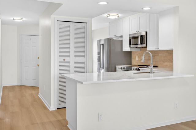 10321 Windswept Place, Boca Raton, FL 33498