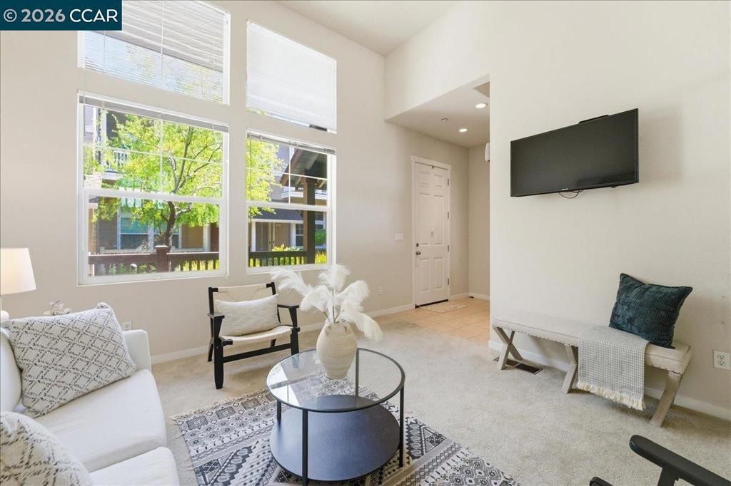 Image 7 of property listing at 108 Serra Way, San Pablo, CA 94806