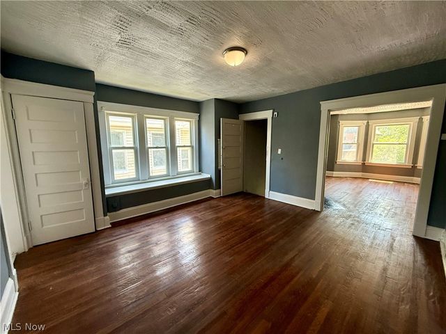 10817 Orville Avenue 2, Cleveland, OH 44106