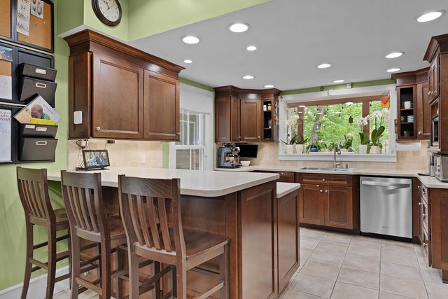 508 Scenic Highway, Lookout Mountain, TN 37350