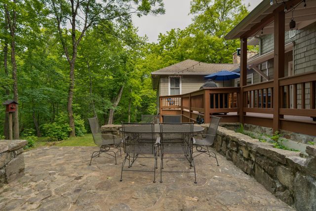 508 Scenic Highway, Lookout Mountain, TN 37350