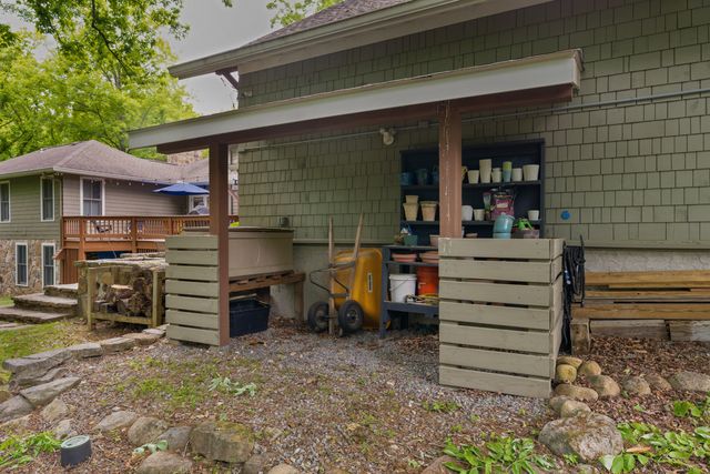 508 Scenic Highway, Lookout Mountain, TN 37350