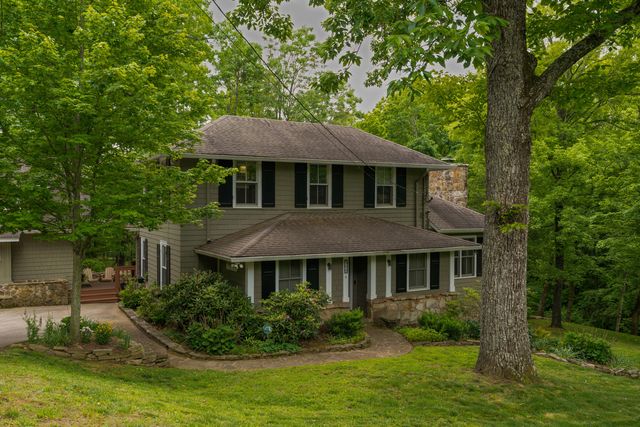 508 Scenic Highway, Lookout Mountain, TN 37350